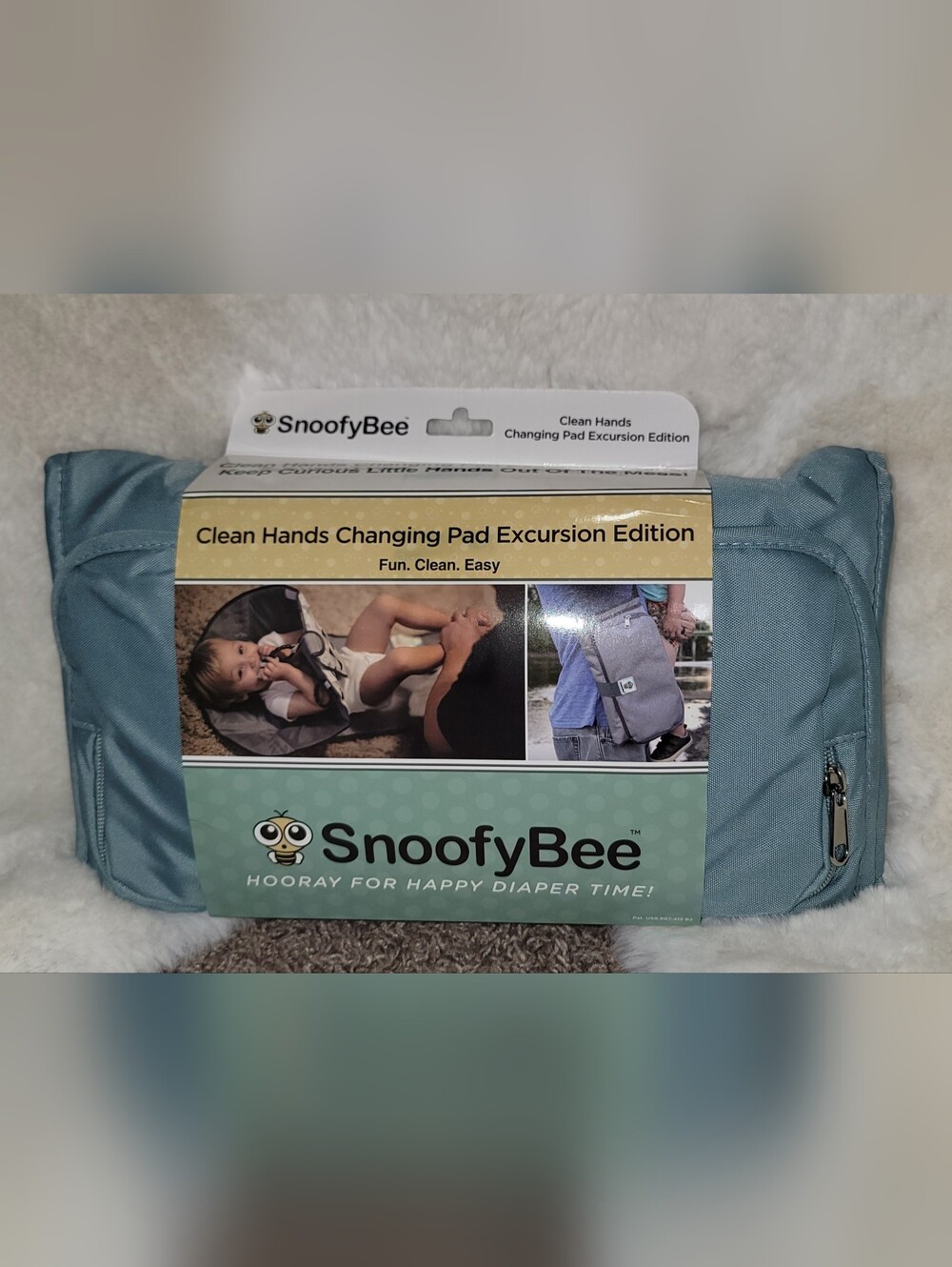 SnoofyBee Portable 3 in 1 Clean Hands Changing Pad Clutch Water Resistant • New